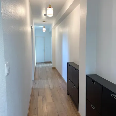 Chez Megane & Anthony A Strasbourg アパート エンツハイム